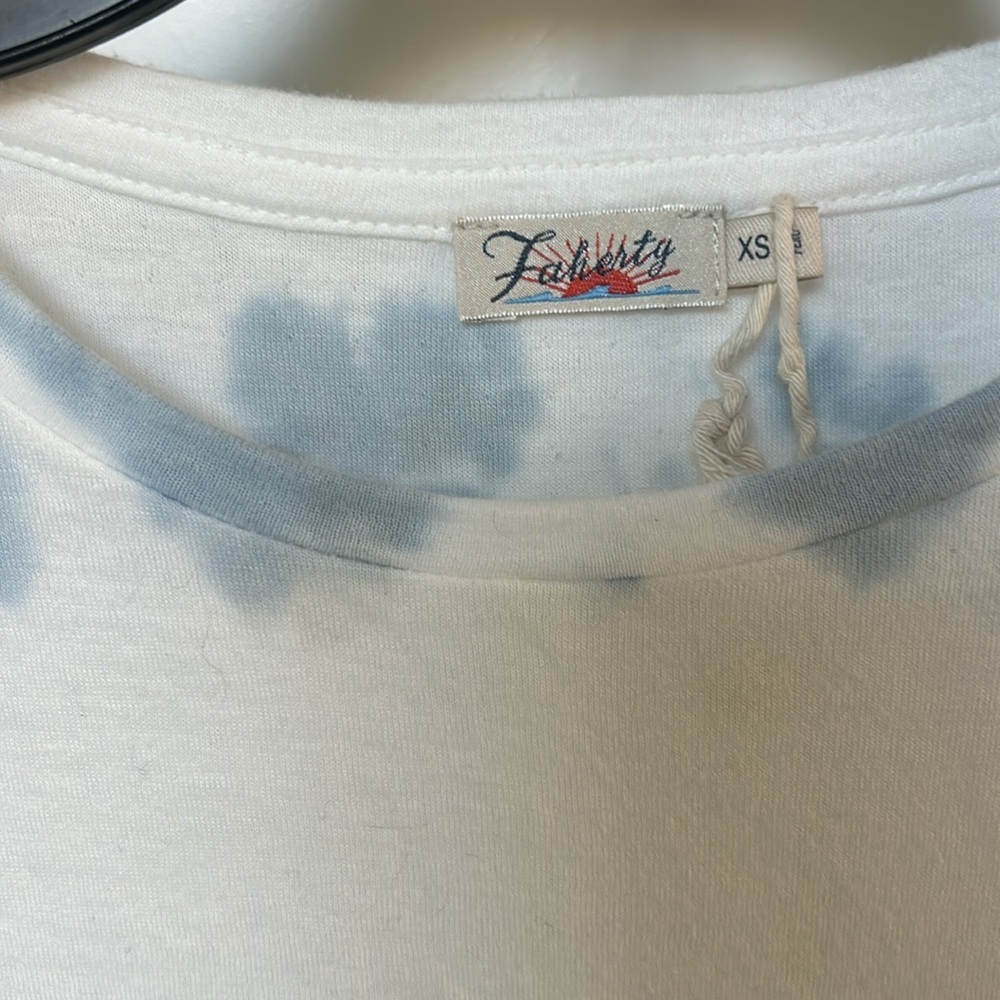 Faherty Zuma Cloud Cotton T shirt Breaker Tie Dye Blue Color Short Sleeve XS - Picture 3 of 7